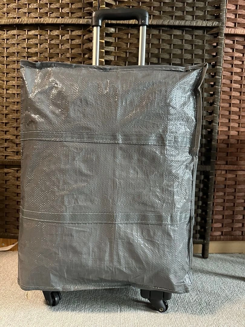 新品 キャリーカバー&取手用バッグの写真2枚目