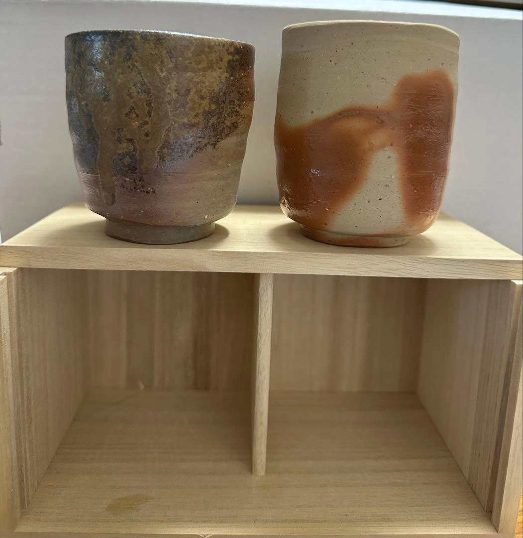 10/1限定コースター付 小西陶蔵 備前焼 手捻り?湯呑 ペア 新品 店舗数千円の写真6枚目