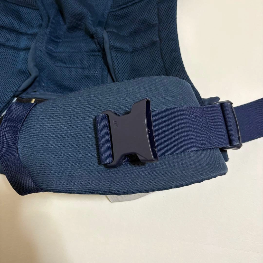 エルゴベビー ADAPT クールエアメッシュ 抱っこ紐 ネイビー 箱付きの写真7枚目