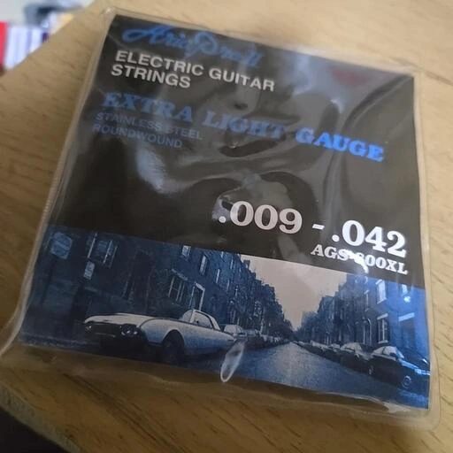 ギターストリングス 新品