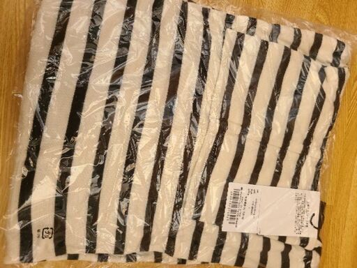 MOUSSY　白黒ボーダー