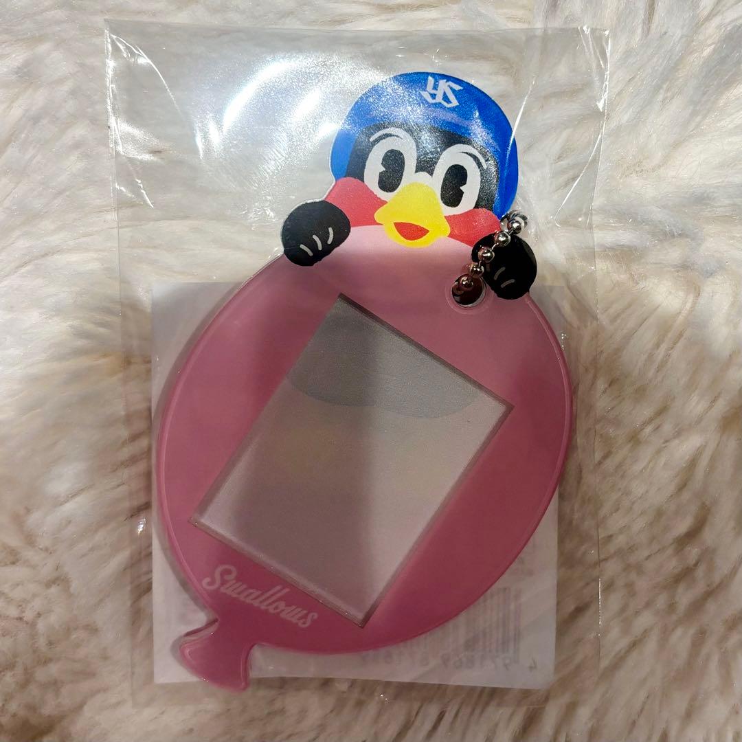 【値下げ中】東京ヤクルトスワローズ つば九郎 証明写真風ステッカー用ケース