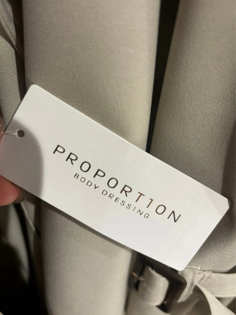 新品 PROPORTION BODY DRESSING ベーシックロングトレンチの写真4枚目
