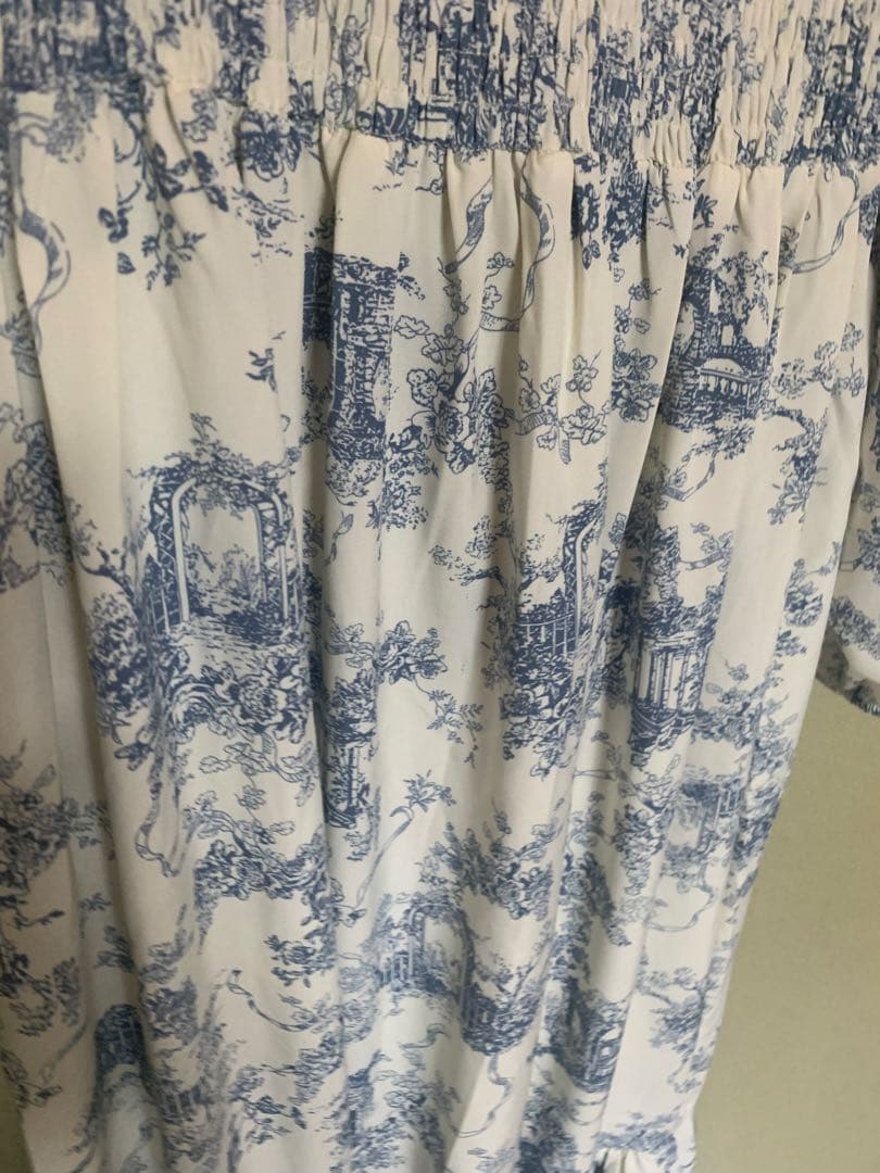 新品 トワルドジョイ 長袖 ロング丈 ワンピースの写真9枚目