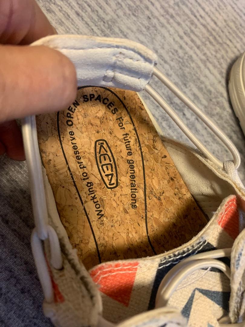 美品　KEEN キーン　ズック　サンダル　24.5の写真2枚目