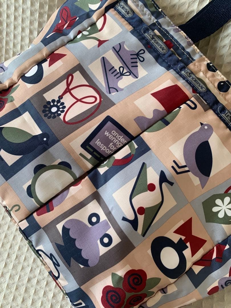 美品　LeSportsac トートバッグ ポーチ付の写真2枚目