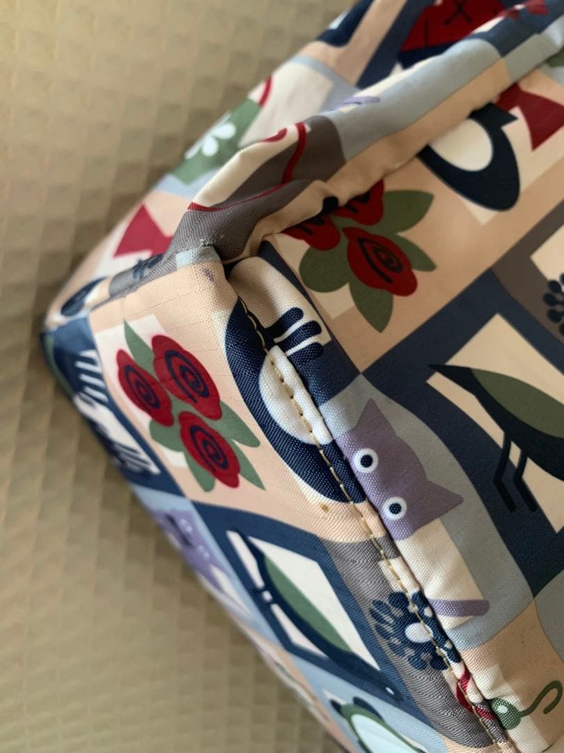 美品　LeSportsac トートバッグ ポーチ付の写真9枚目