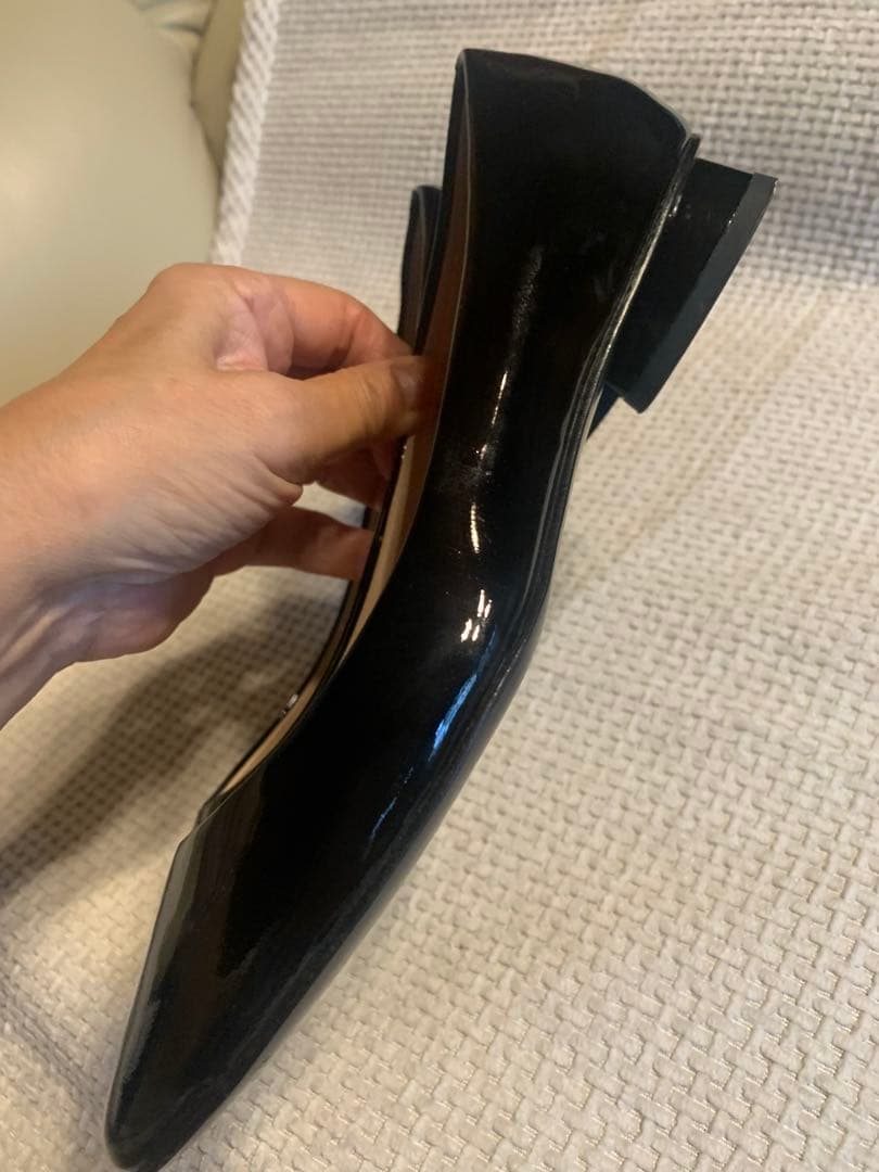 美品　kate spade NEW YORK エナメル フラット ブラック 5Mの写真3枚目