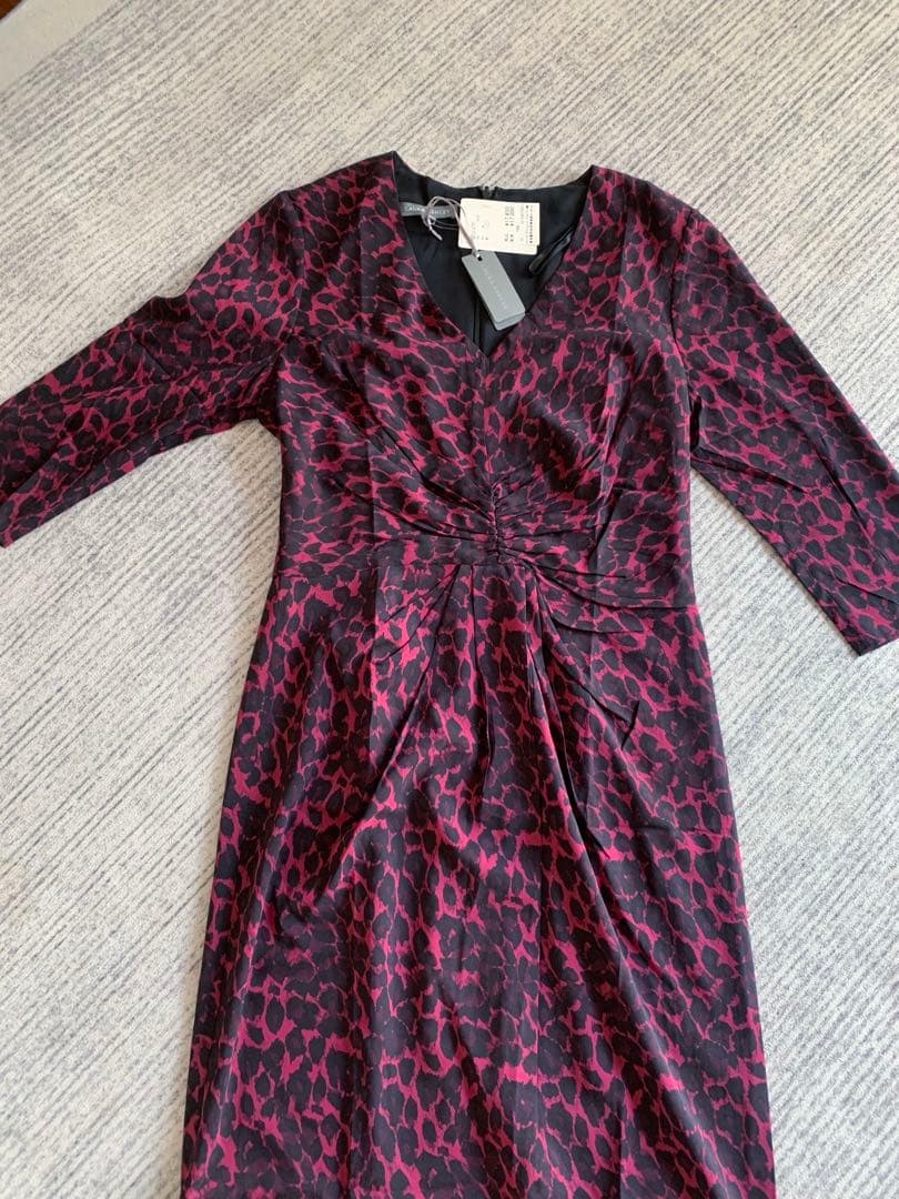 LAURA ASHLEY シルク ワインレオパード ワンピース 新品タグ付 11の写真3枚目