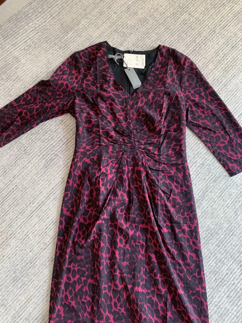 LAURA ASHLEY シルク ワインレオパード ワンピース 新品タグ付 11の写真3枚目