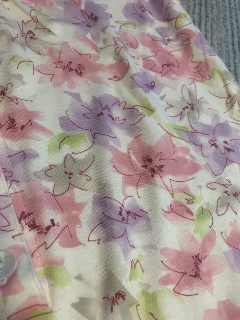 新品 máo market パジャマ 花柄 Sサイズの写真4枚目