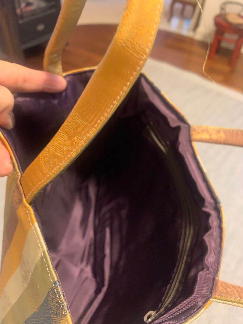 新品同様 和装用 サブバッグ 横長ハンドバッグ ストライプ 丸紋の写真5枚目