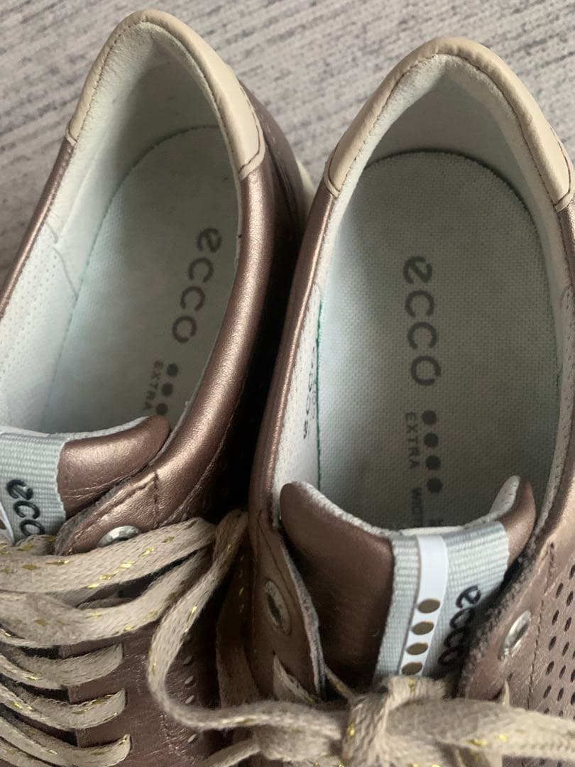 未使用 ecco レディース ゴルフシューズ メタリックブロンズ 36の写真2枚目