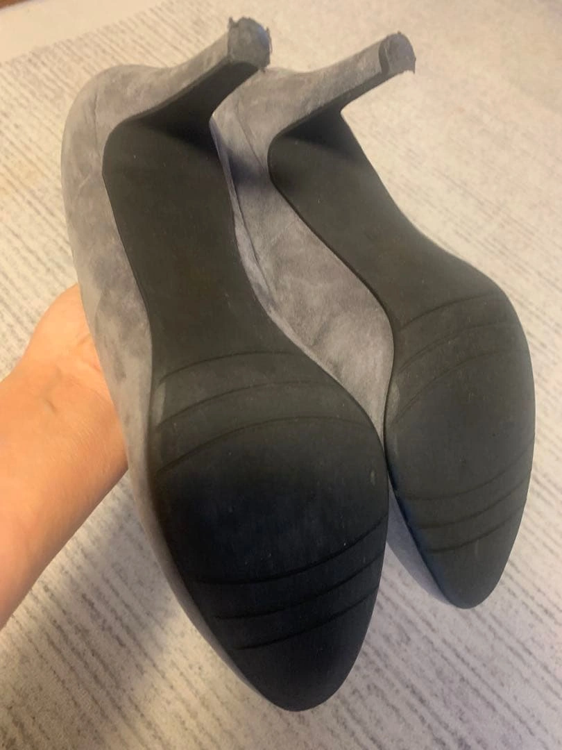 美品 DIANA ダイアナ スエード パンプス グレー 23.5の写真5枚目
