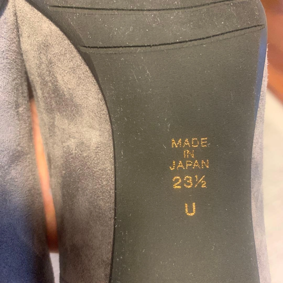 美品 DIANA ダイアナ スエード パンプス グレー 23.5の写真7枚目