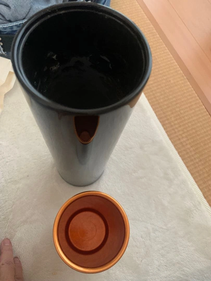 未使用 輪島塗 花瓶 黒地 沈金 松の写真5枚目