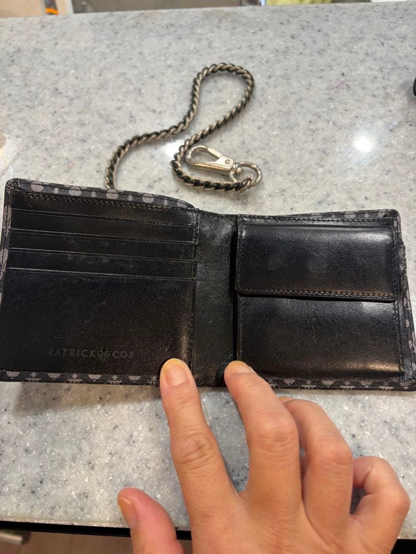 パトリックコック二つ折り財布の写真2枚目