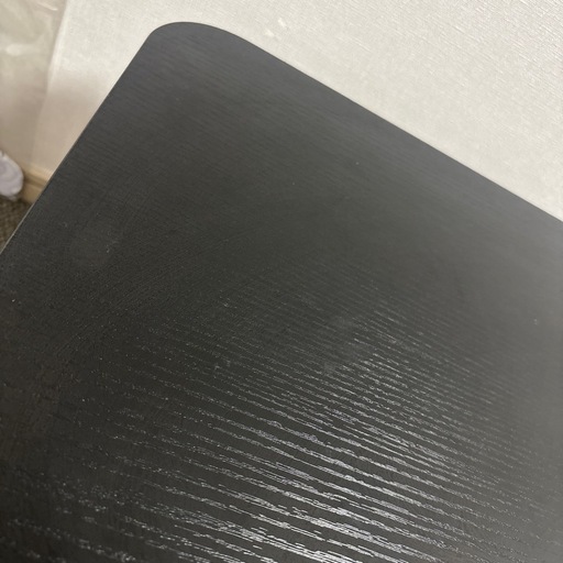 テーブルの写真2枚目