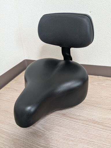 美品 大型自転車サドル 背もたれ付き 低反発 ブラックの写真2枚目