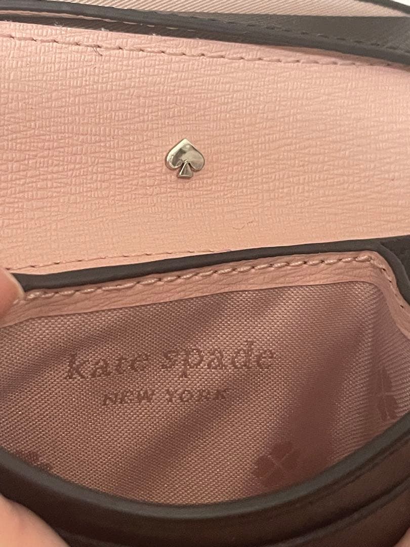 kate spade 二つ折り名刺入れ 黒の写真5枚目