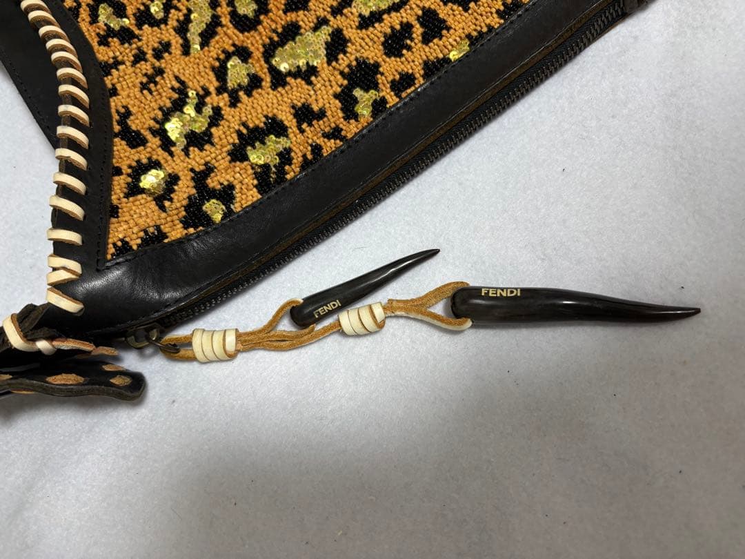 FENDI レオパード柄 ショルダーバッグの写真6枚目