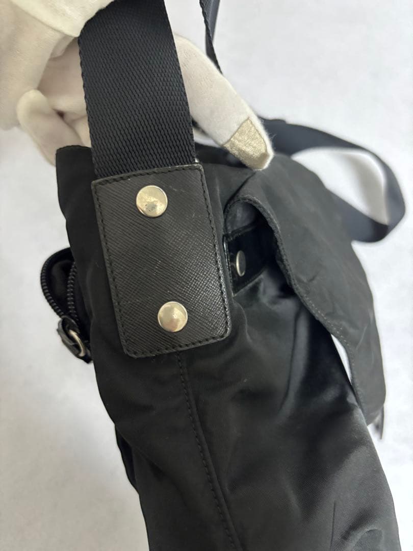 PRADA プラダ トライアングルロゴ ショルダーバッグの写真6枚目