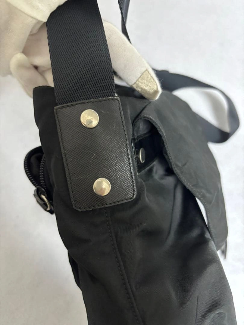 PRADA プラダ トライアングルロゴ ショルダーバッグの写真6枚目
