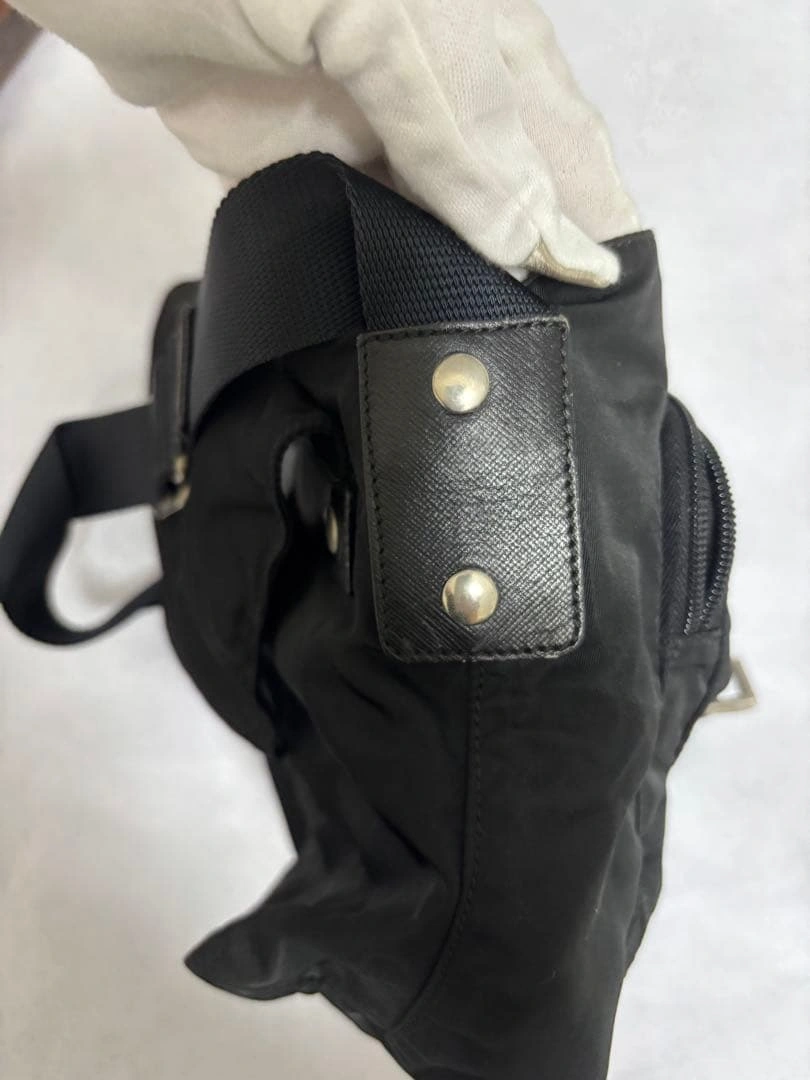 PRADA プラダ トライアングルロゴ ショルダーバッグの写真7枚目