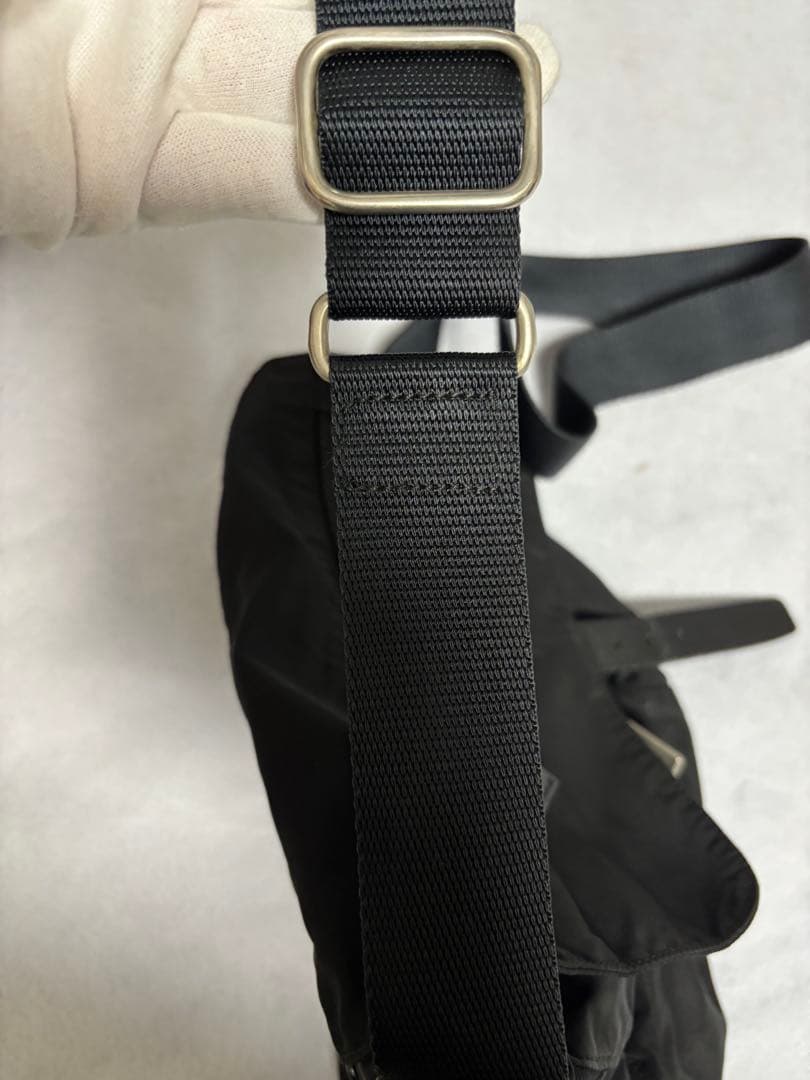PRADA プラダ トライアングルロゴ ショルダーバッグの写真9枚目