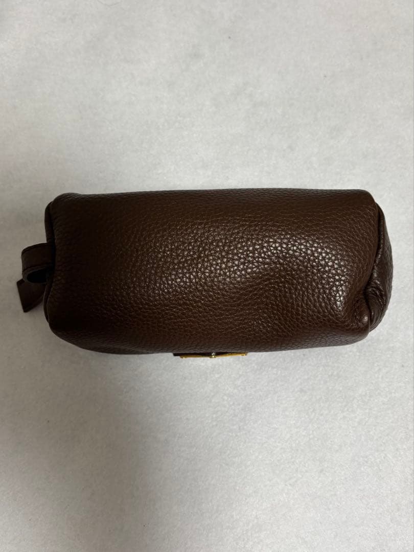 PRADA ポーチ ブラウン レザーの写真4枚目