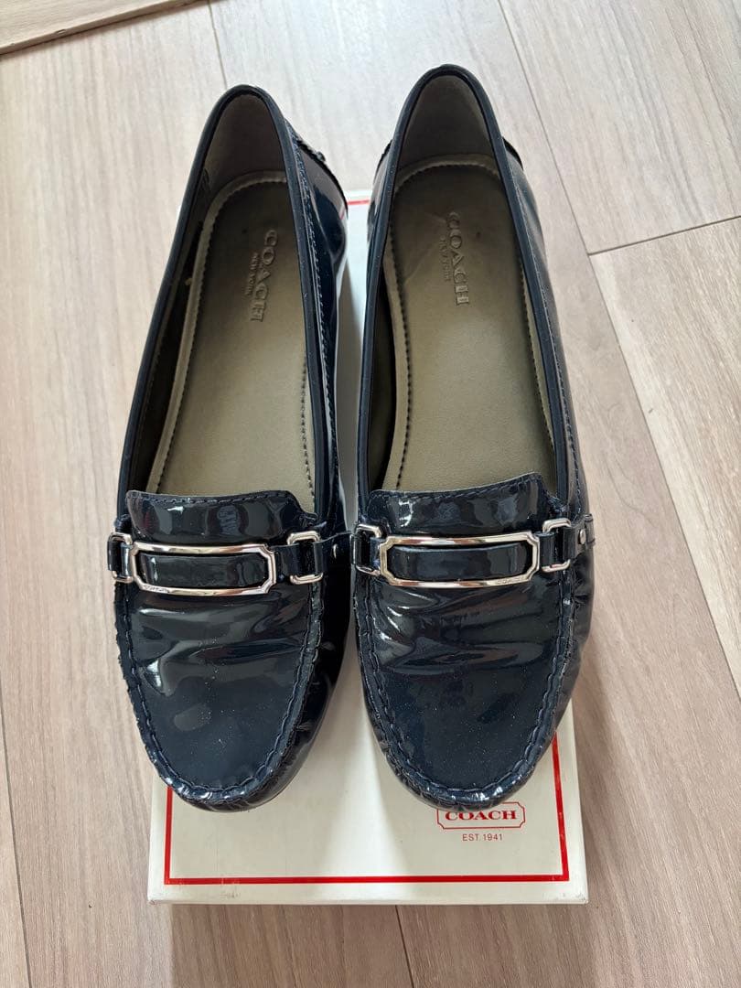 美品COACH エナメル ローファー ネイビー23.5
