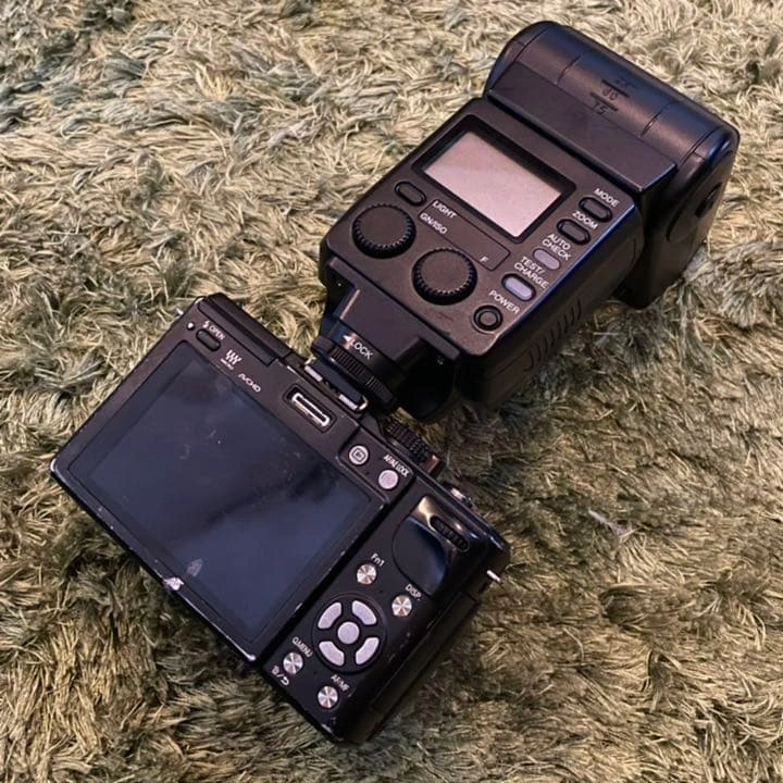 激明るいストロボ、Panasonic LUMIX DMW-FL500 格安の写真3枚目