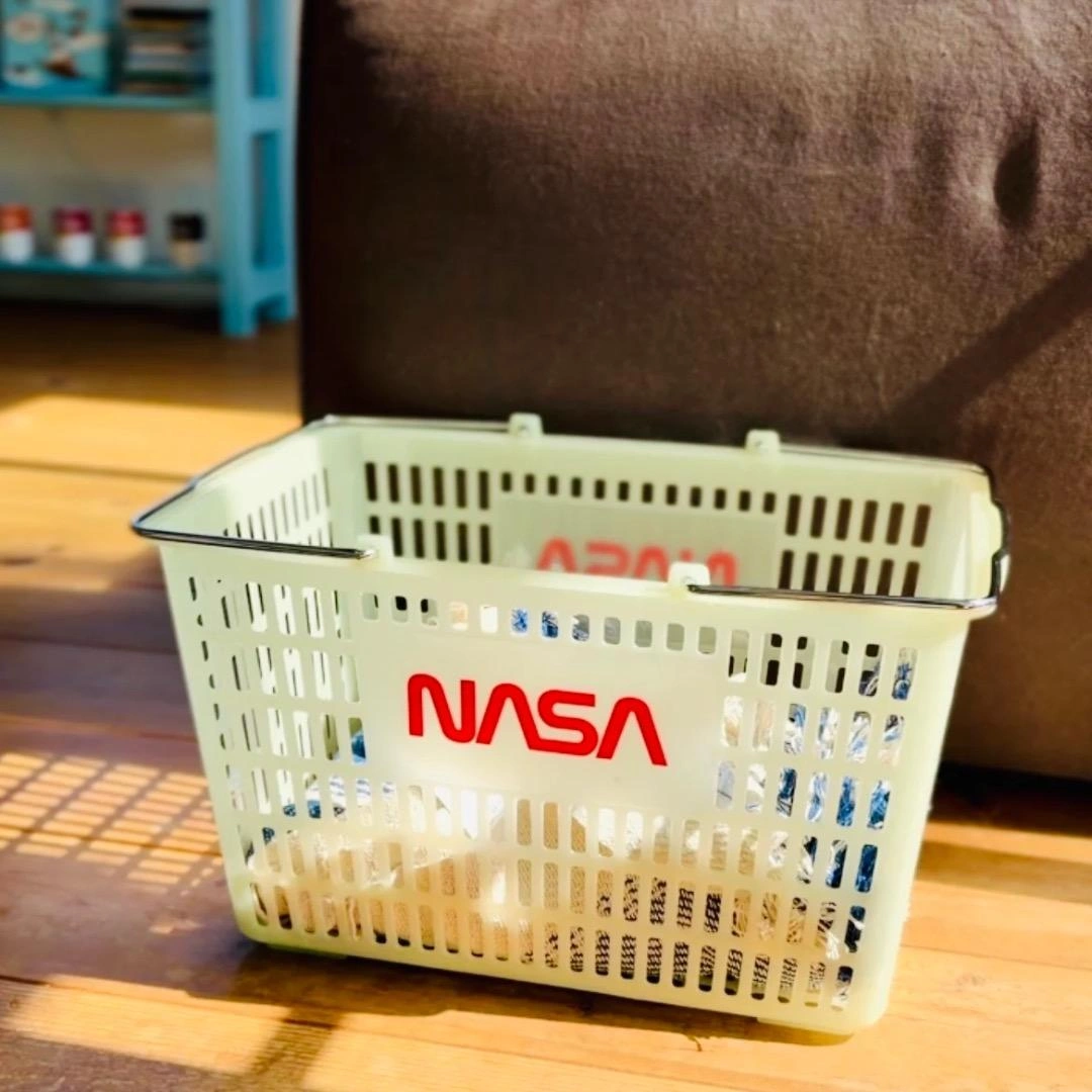 蓄光 × NASA。ずるい買い物カゴ 。US業務用 暗闇で光るぜ!の写真2枚目