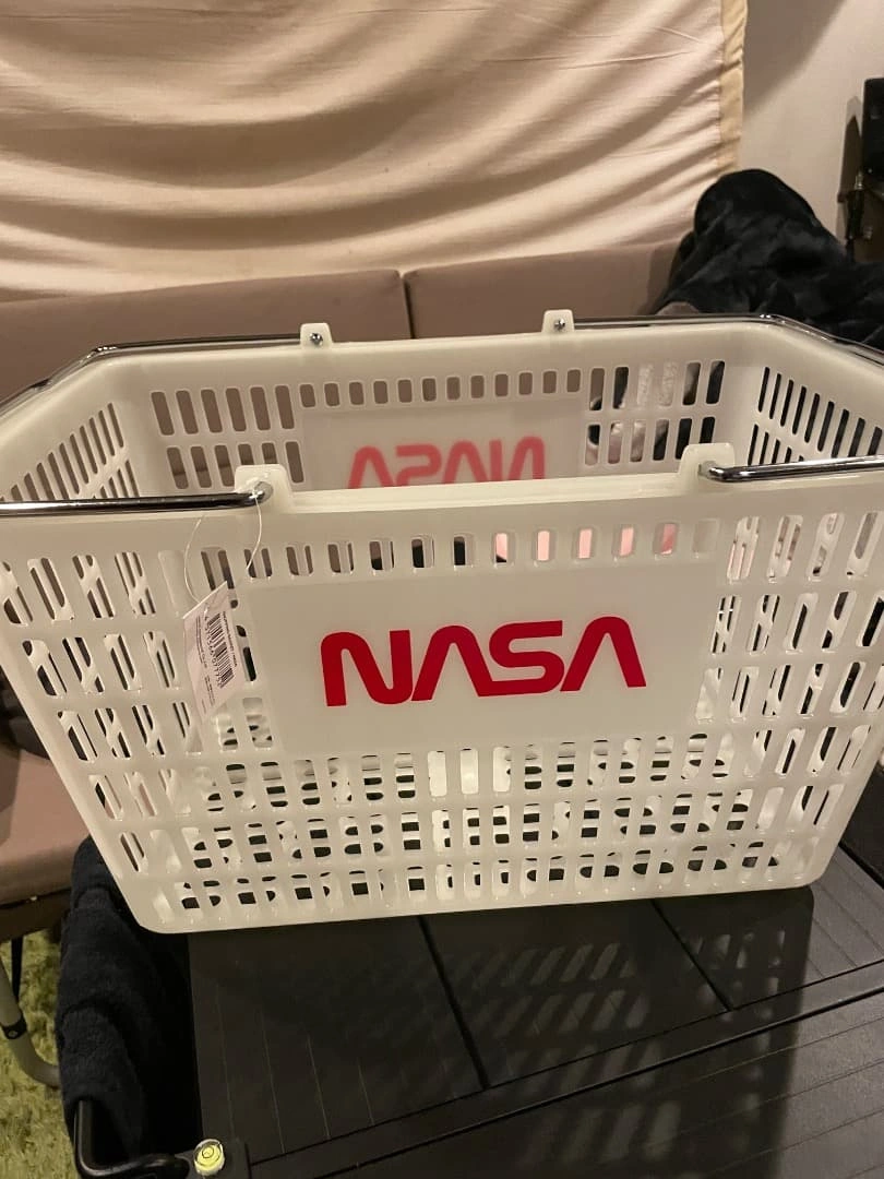 蓄光 × NASA。ずるい買い物カゴ 。US業務用 暗闇で光るぜ!の写真8枚目