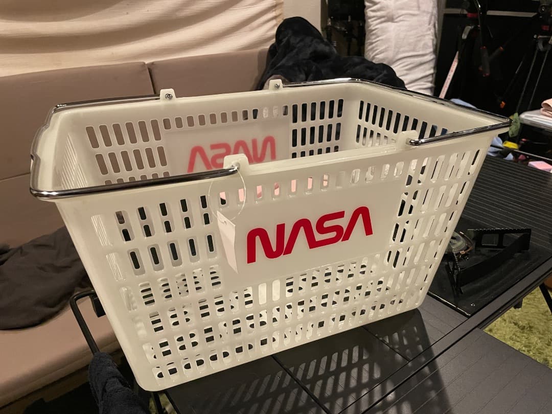 蓄光 × NASA。ずるい買い物カゴ 。US業務用 暗闇で光るぜ！の写真9枚目