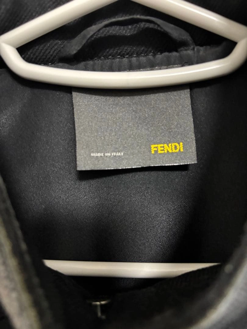FENDI フェンディ ジャケット ブラックの写真5枚目