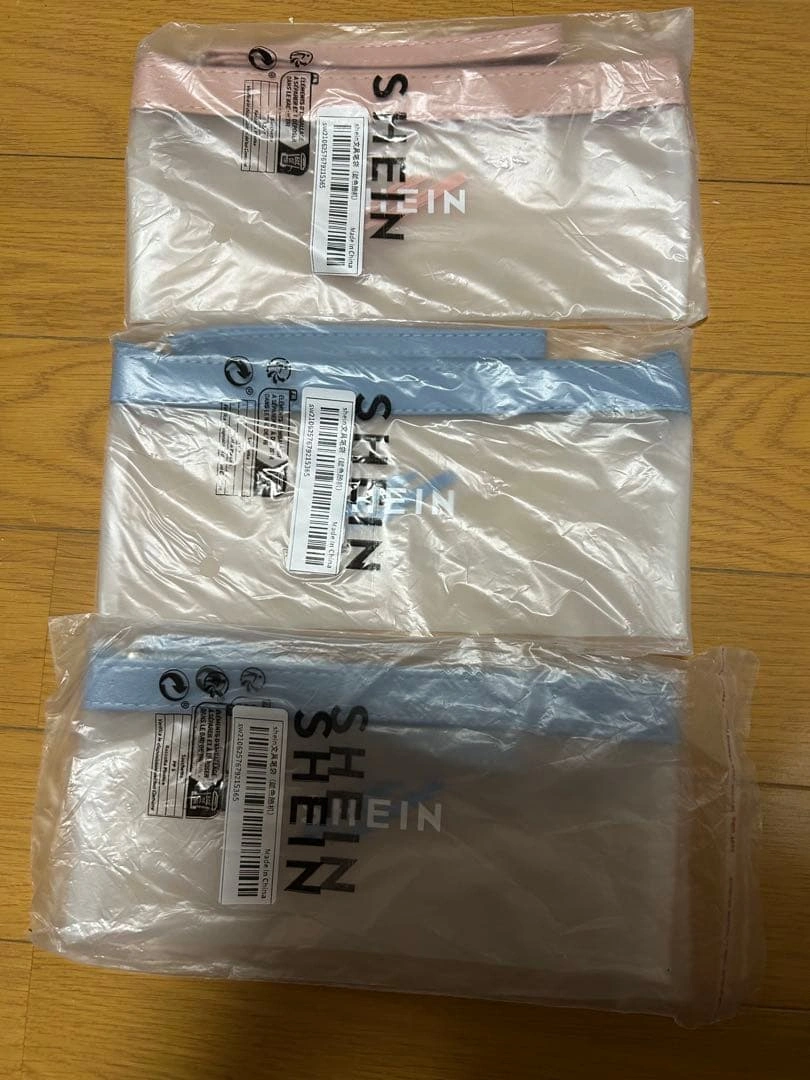 SHEINクリアポーチ3点セット