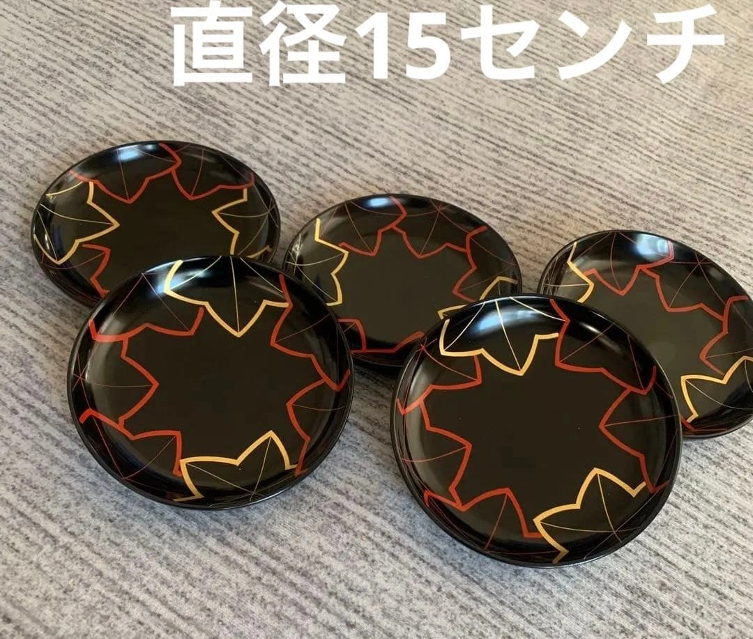 未使用 天然木 漆塗り 直径15センチ 銘々皿