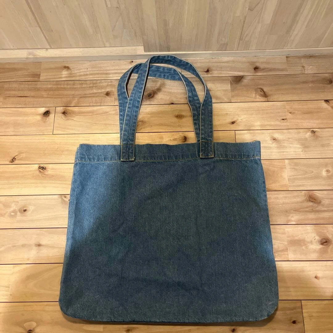 GUESS ビックトートバックの写真2枚目