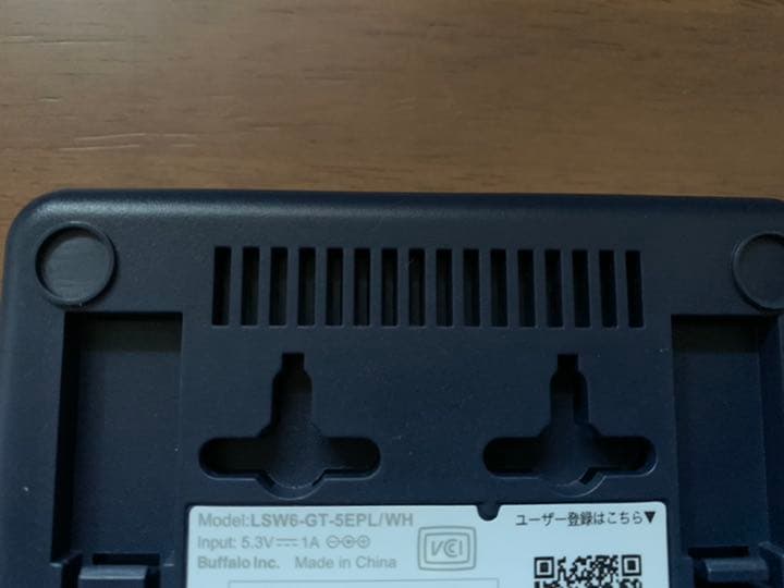 スイッチングハブ　LSW6-GT-5EPL/WHの写真2枚目