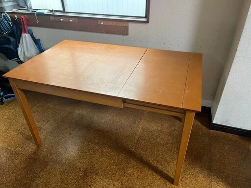 【無料】【伸長式】ダイニングテーブル(横89~124.5cm×奥74.5×高68cm)木製/現状渡し