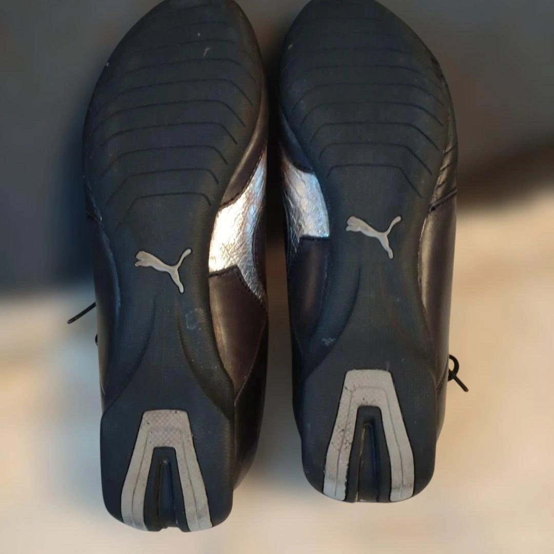 PUMA スニーカー ブラック シルバーの写真6枚目