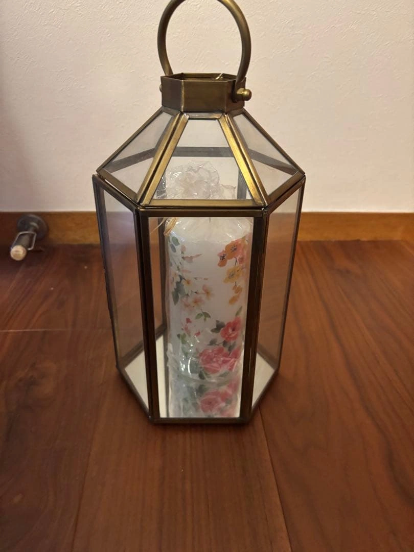 【新品未使用】ローラアシュレイ 六角形 ガラスランタン キャンドルセットの写真2枚目