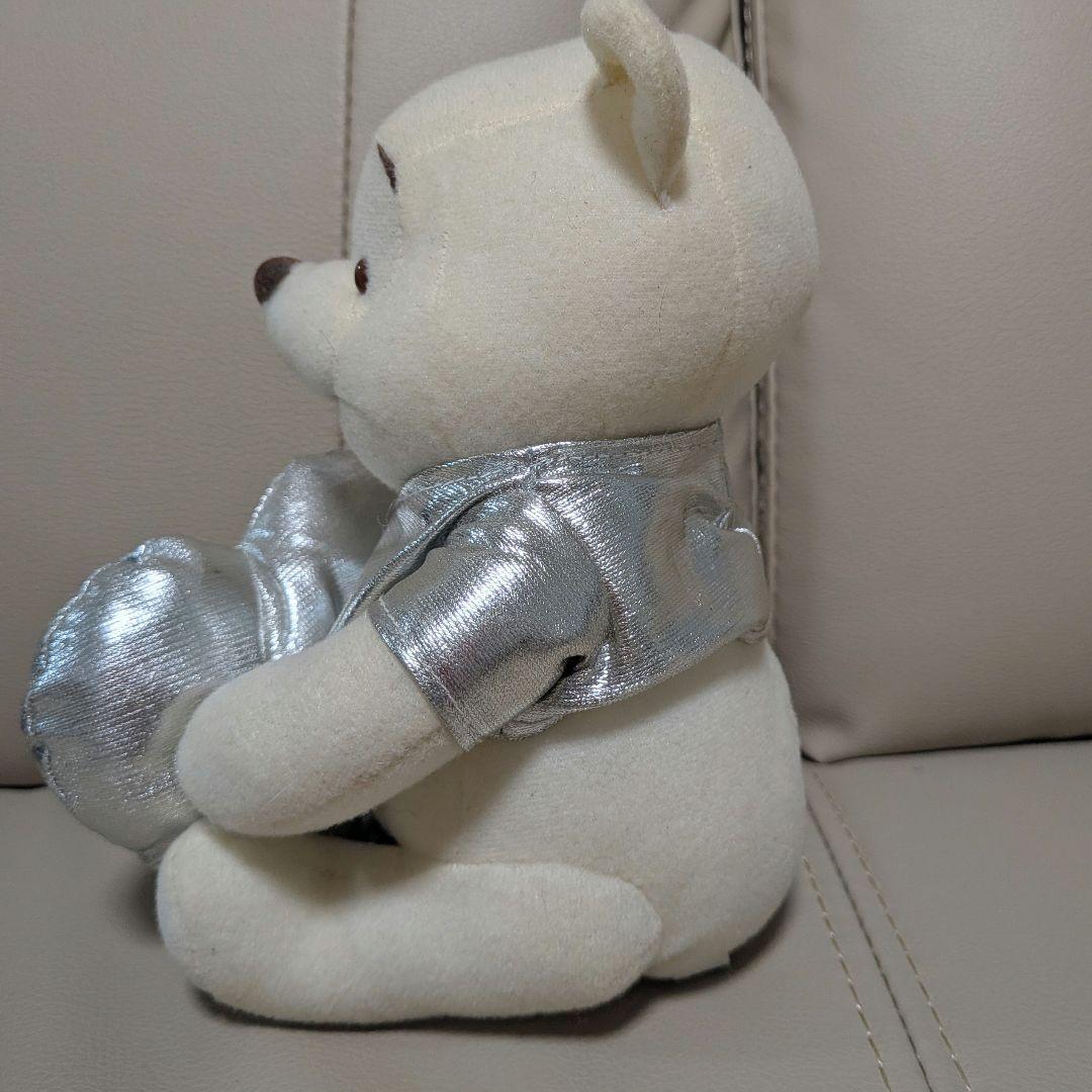 ディズニー くまのプーさん ぬいぐるみ ホワイト×シルバー ハート抱きの写真4枚目