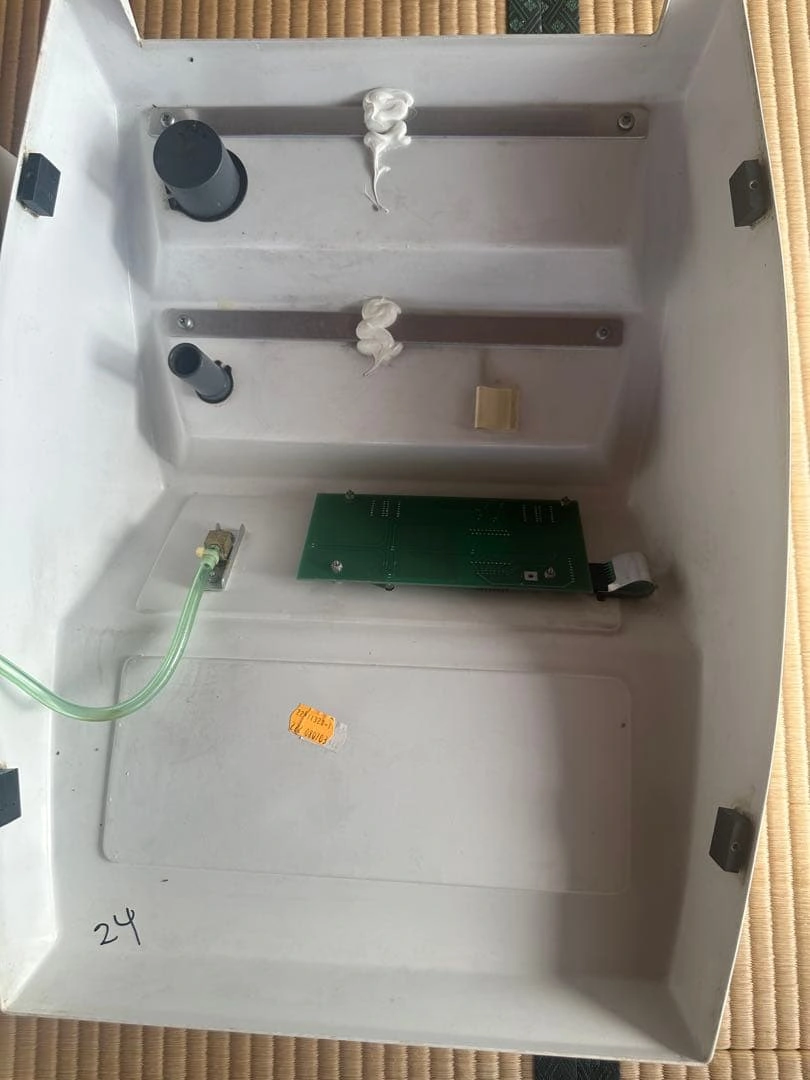 PRセル 業務用痩身機器 本体のみ ジャンク 修理・部品取りの写真3枚目