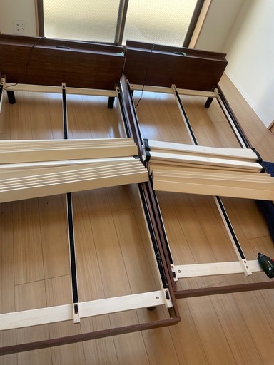 シングルベッド　すのこ　延長脚あり　　1台