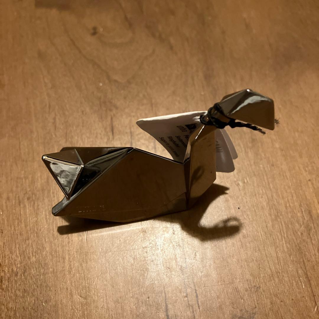 umbra 折り紙風 アクセサリーケース シルバーの写真2枚目