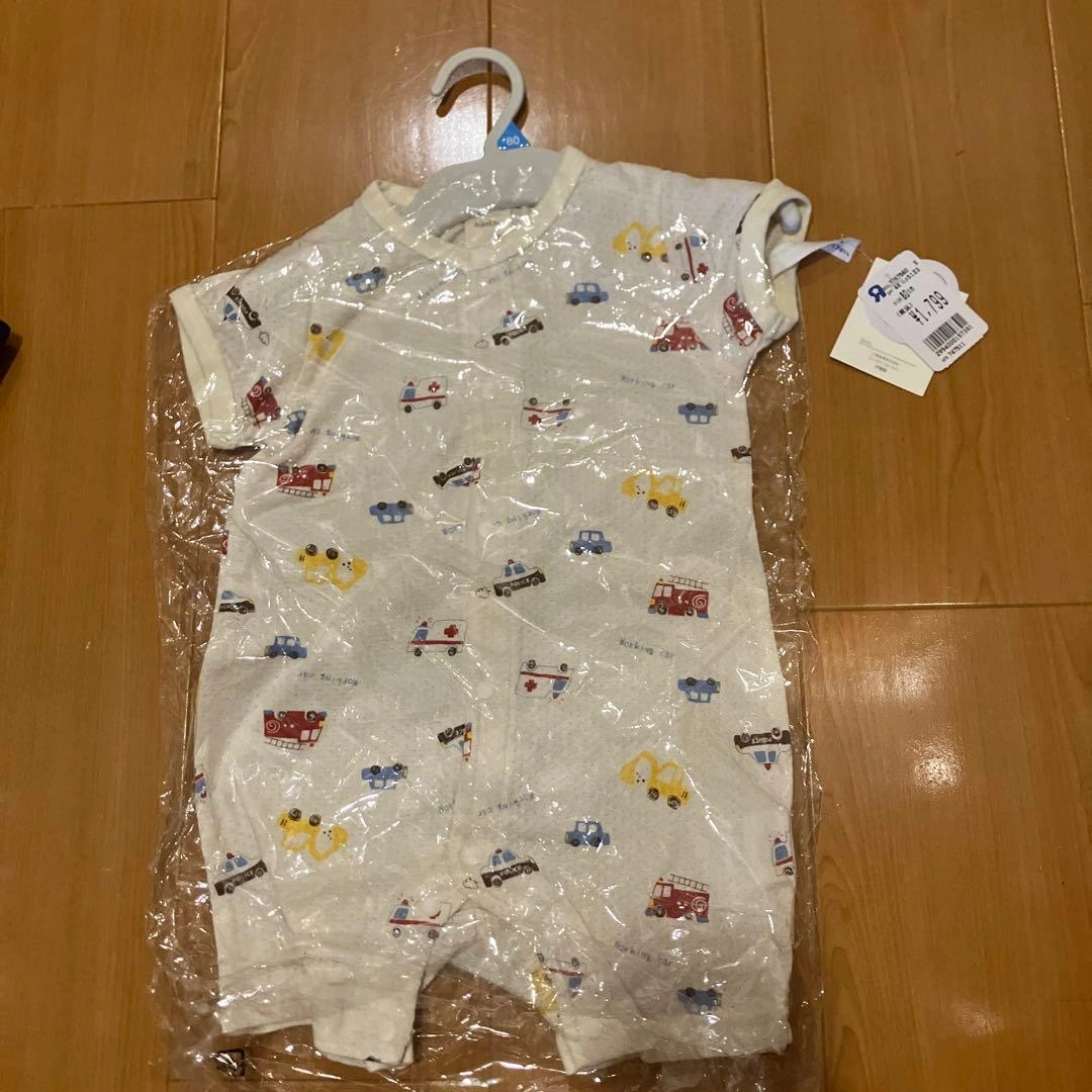 新品 車と動物のプリントロンパース 80cm