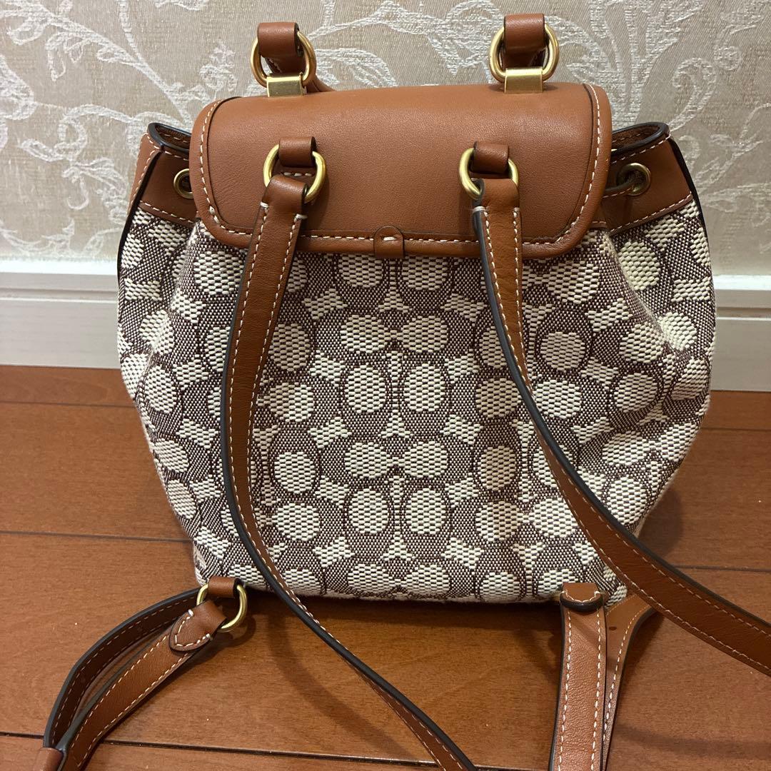 COACH シグネチャー ミニリュック バックパックの写真3枚目