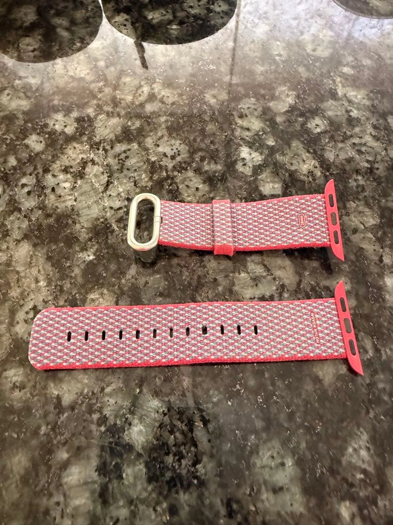 Apple Watch 純正バンド オレンジレッドの写真2枚目